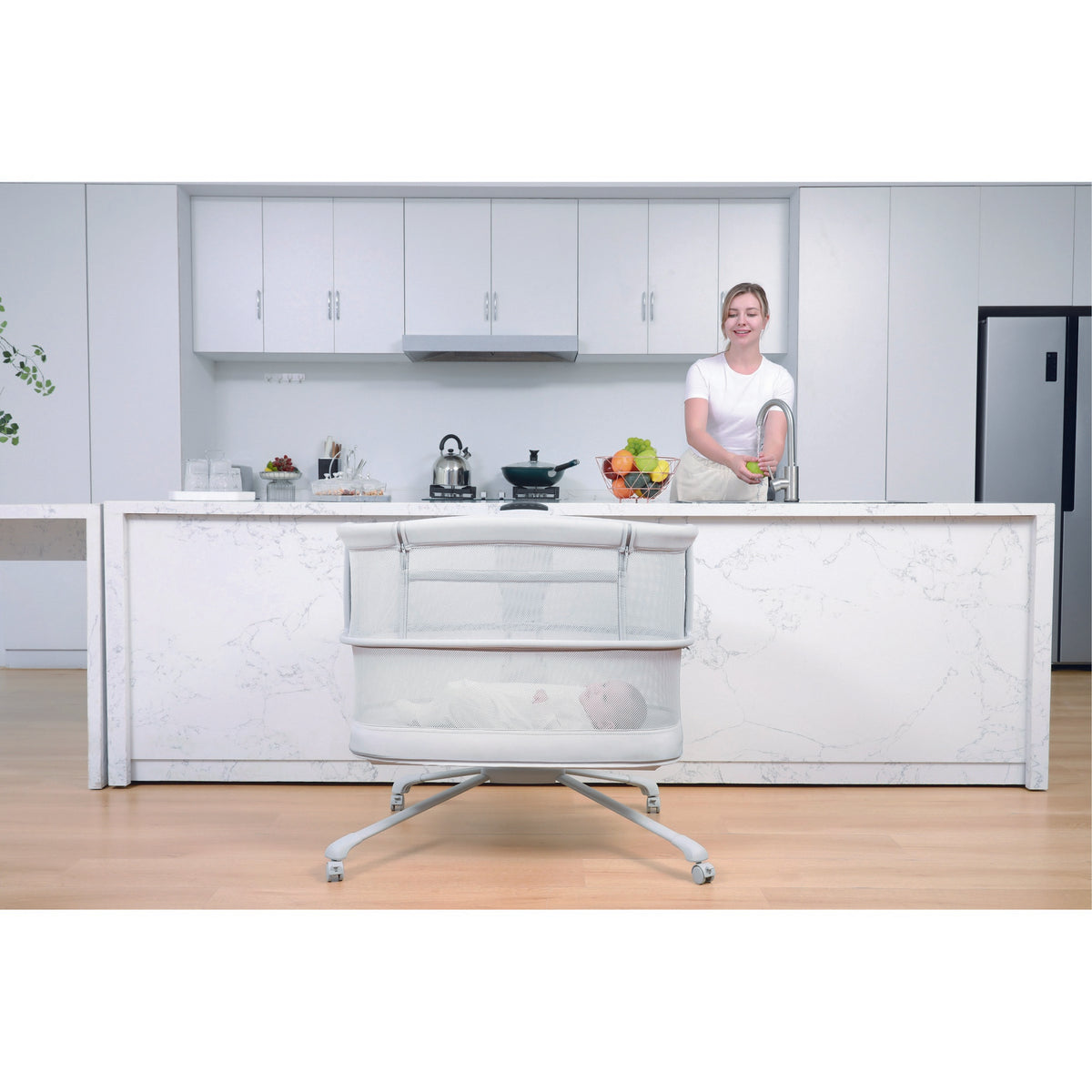 Mastela Dream Starlight Bedside Bassinet Birth+ to 12M